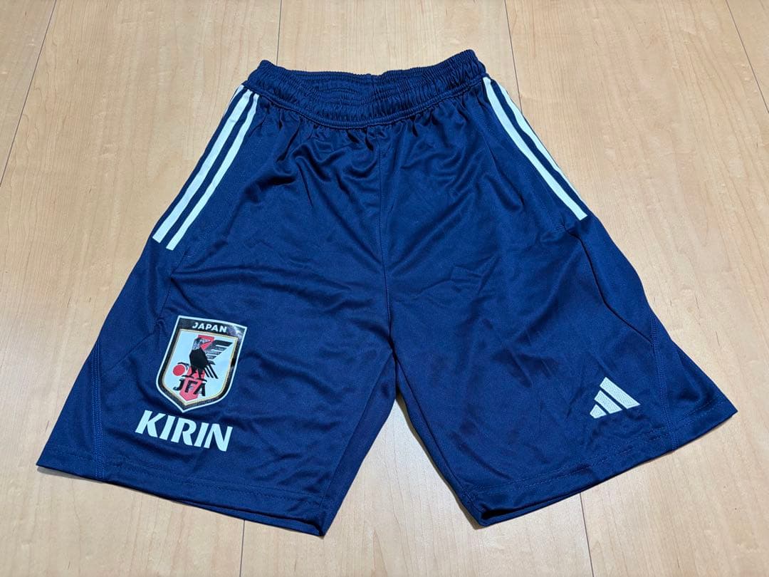 サッカー日本代表 トレーニングウェア 上下セット XLサイズ 2023年