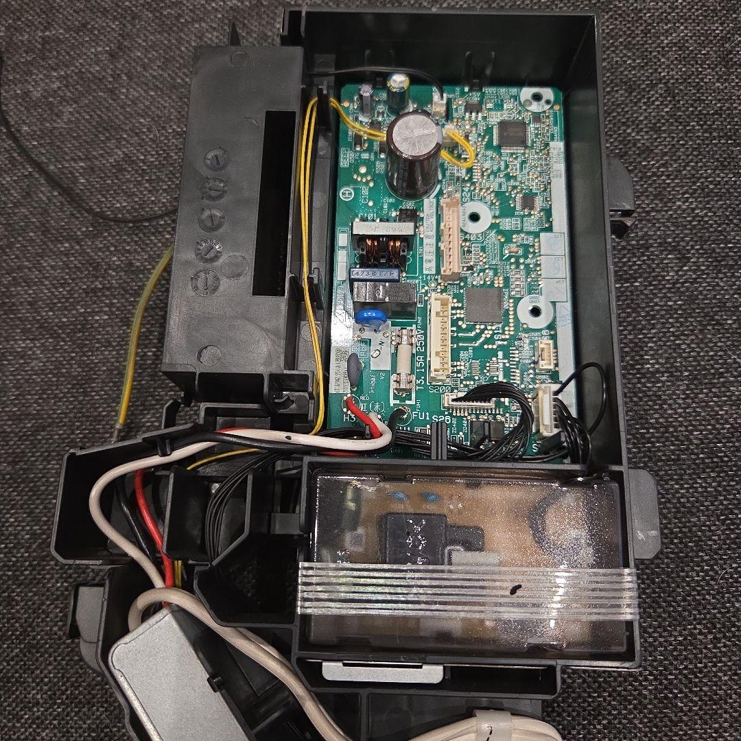 ダイキンルームエアコン室内機基板　F25YTES