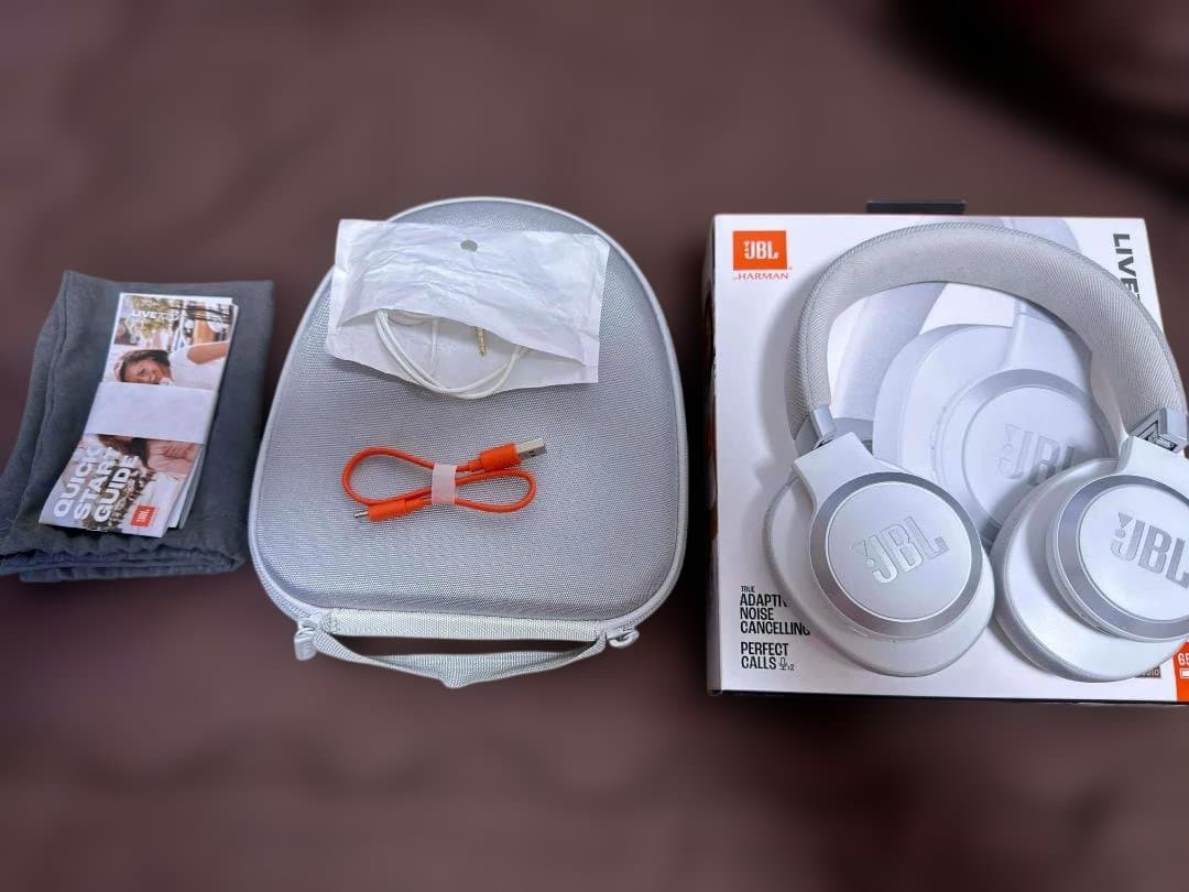 ヘッドホン JBL LIVE 770 NC