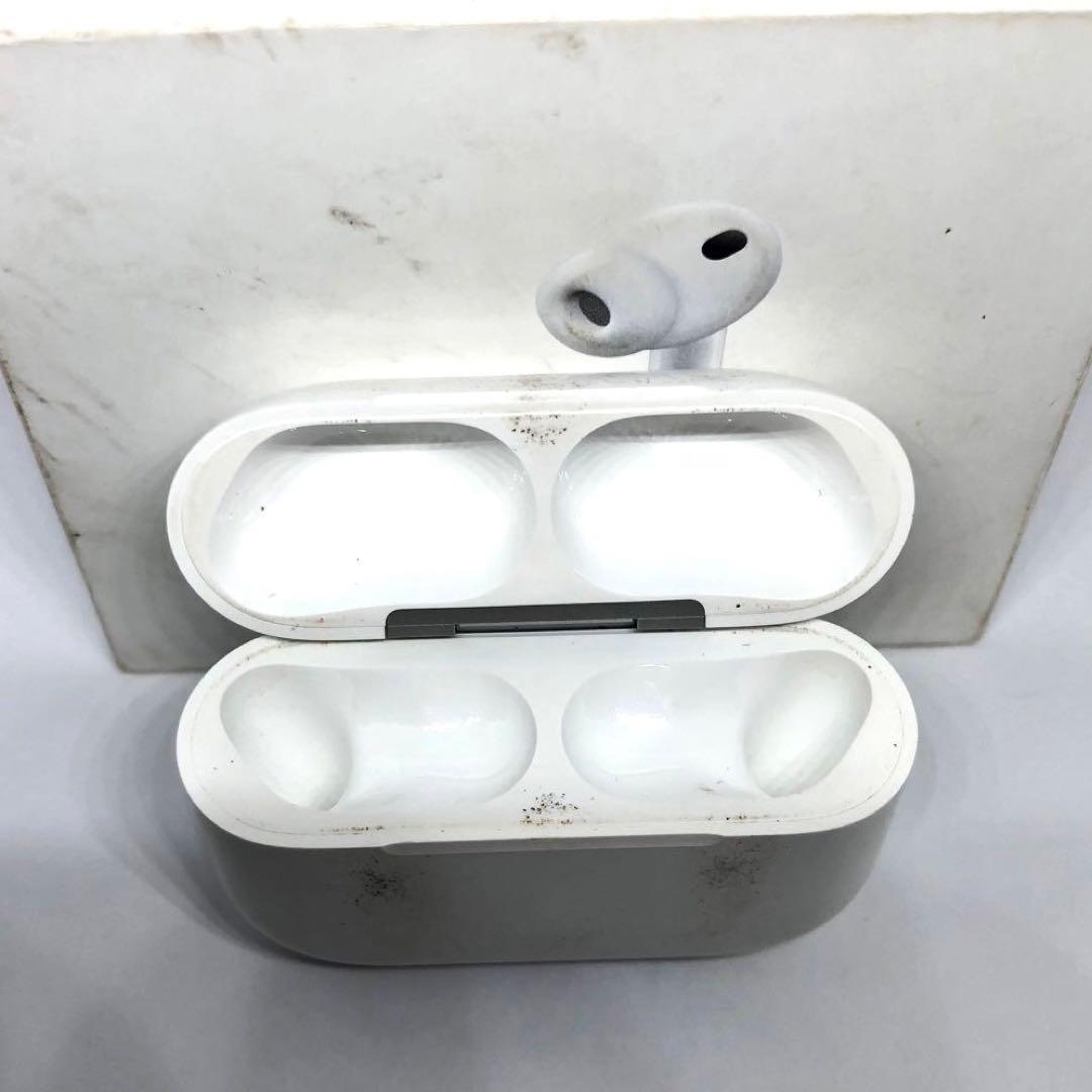 Apple AirPodsPro3 本体 充電ケース・イヤーチップ付き 第3世代