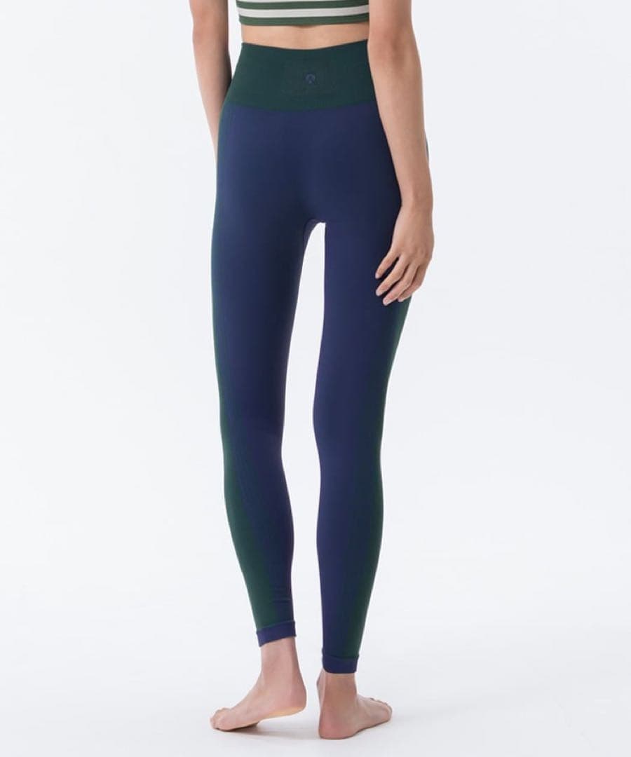 LAVA【SUKALA】シャドーストライプメランジレギンス ネイビー　M、L