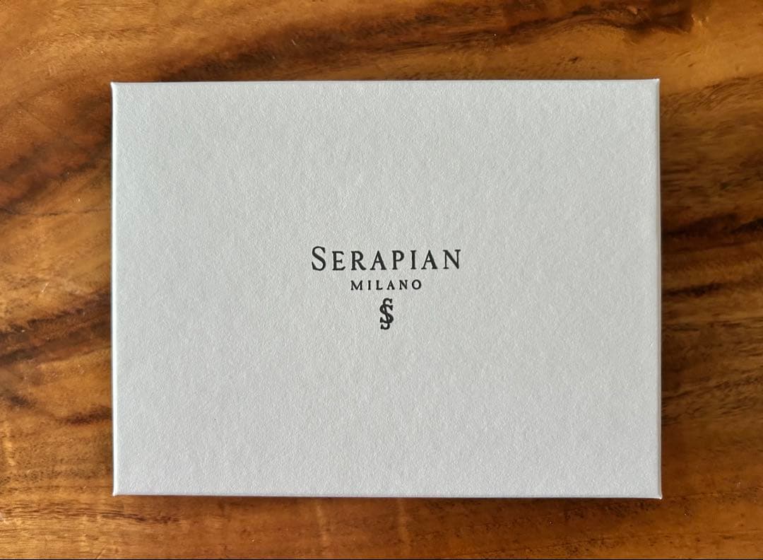 SERAPIAN 名刺入れ