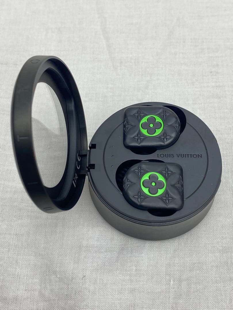LOUIS VUITTON　ホライゾン イヤホン QAB160  【Z-478】