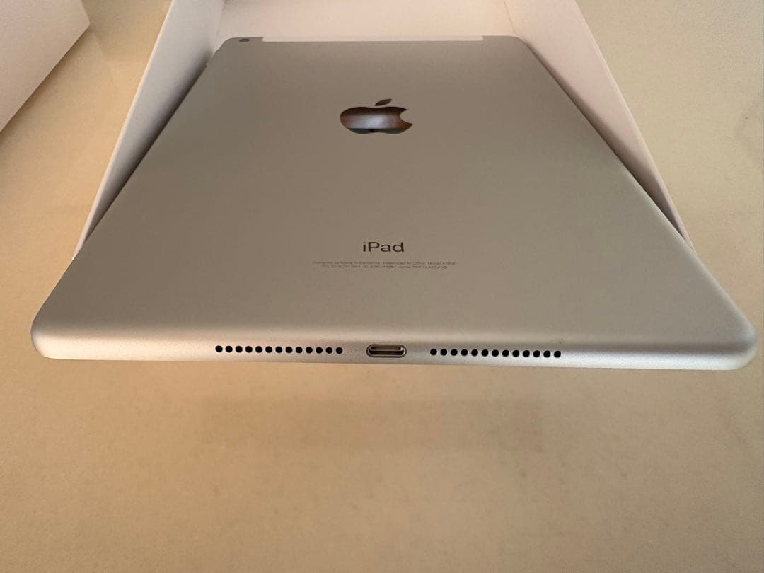 R*x様 iPad 6th Generation Wi-Fi＋Cellular