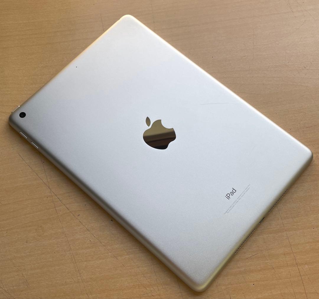 iPad 第5世代　A1822　Wi-Fiモデル　シルバー　32GB 美品　#5