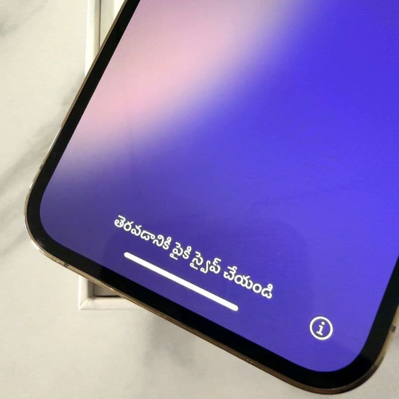 美品　Apple iPhone13pro 256G ゴールド　本体