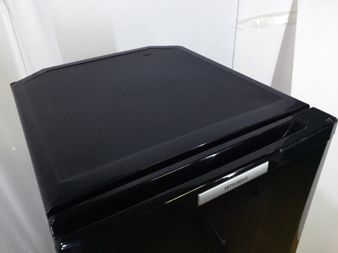 送料無料★三菱 ◆146L　ラウンドカット　２ドア冷蔵庫　【MR-P15T】
