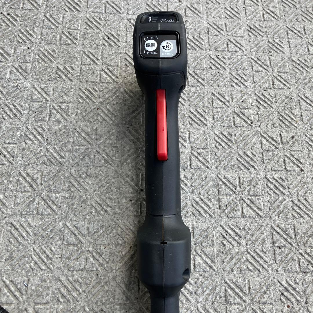 マキタ 充電式草刈機 MUR190SDWF