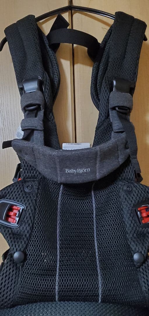 【専用】ベビービョルン　抱っこ紐　ハーモニー　ブラック