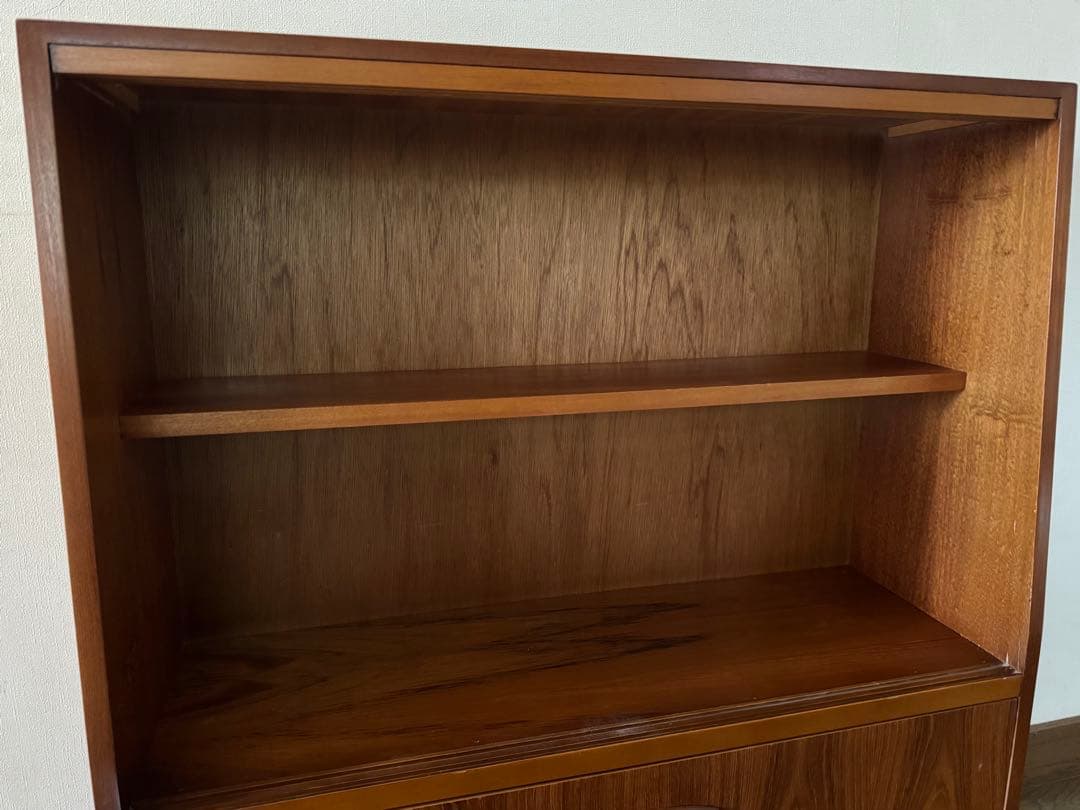 イギリス/ヴィンテージ/チーク材/ガラスキャビネット