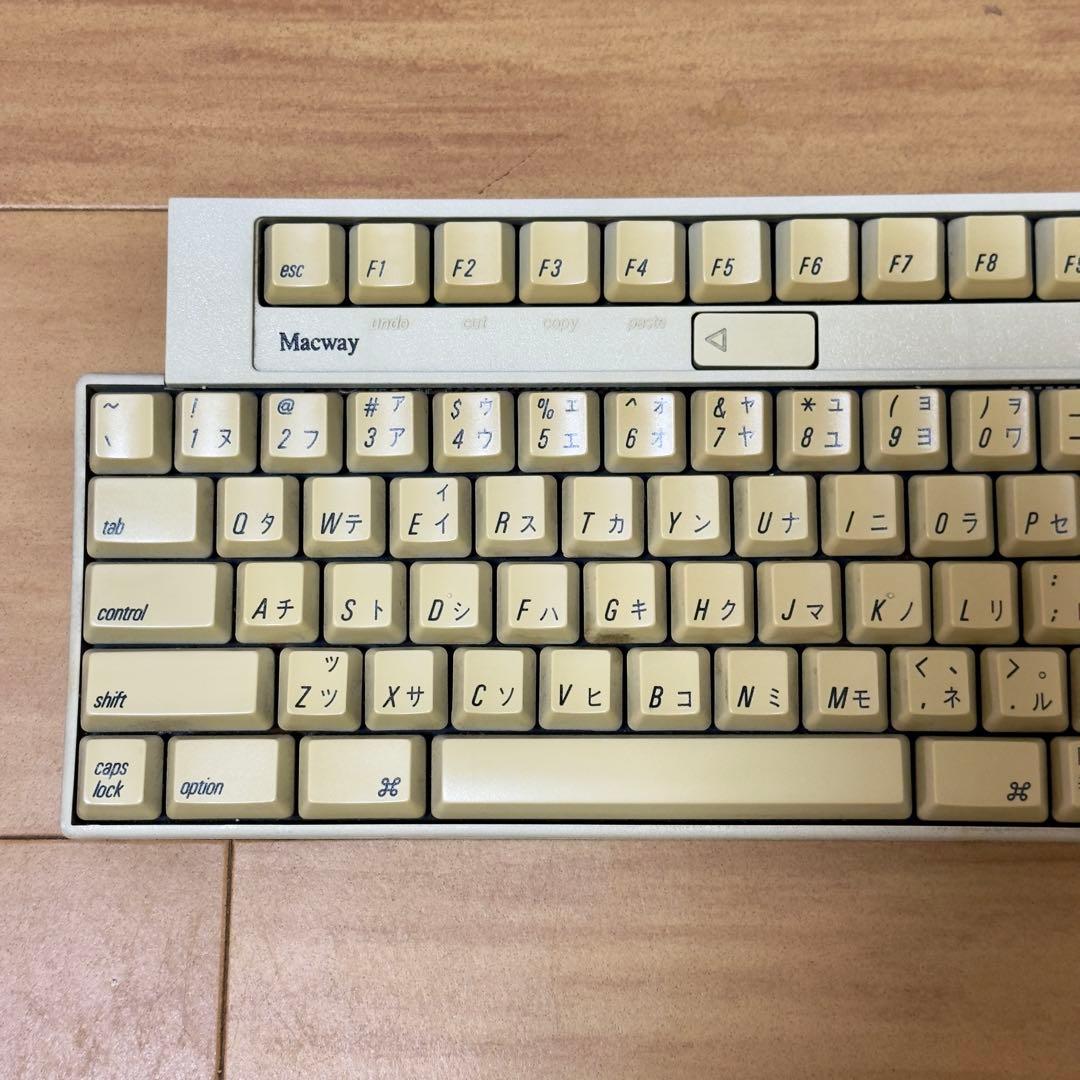 Macintosh SE クリーム色 1987年製