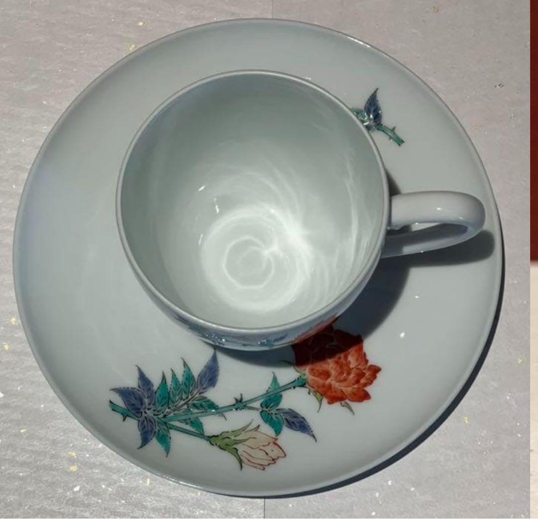 ✨人間国宝　十四代柿右衛門　錦　薔薇文　碗皿（モーニングカップ）　未使用品　バラ