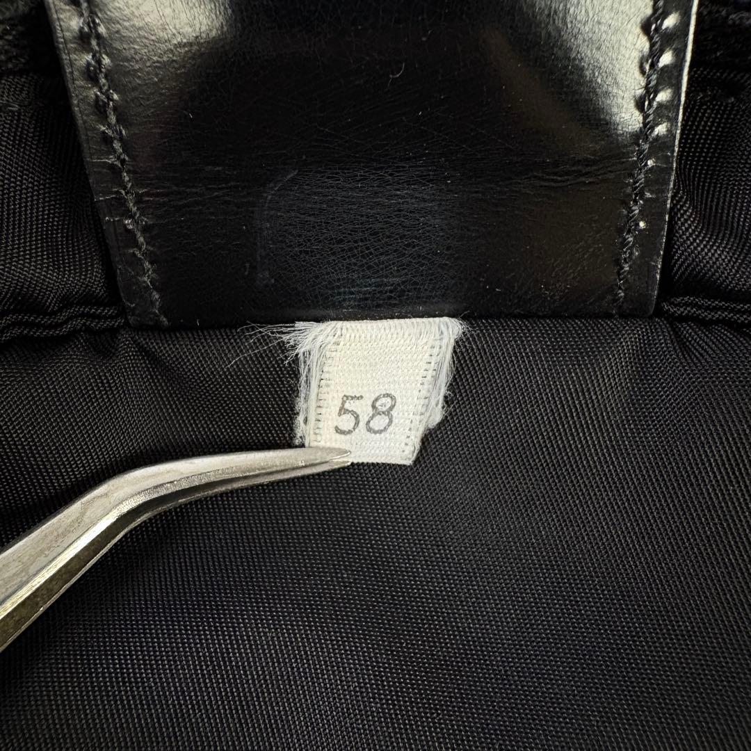 PRADA テスート ショルダーバッグ　サコッシュ　三角プレート 黒 ブラック