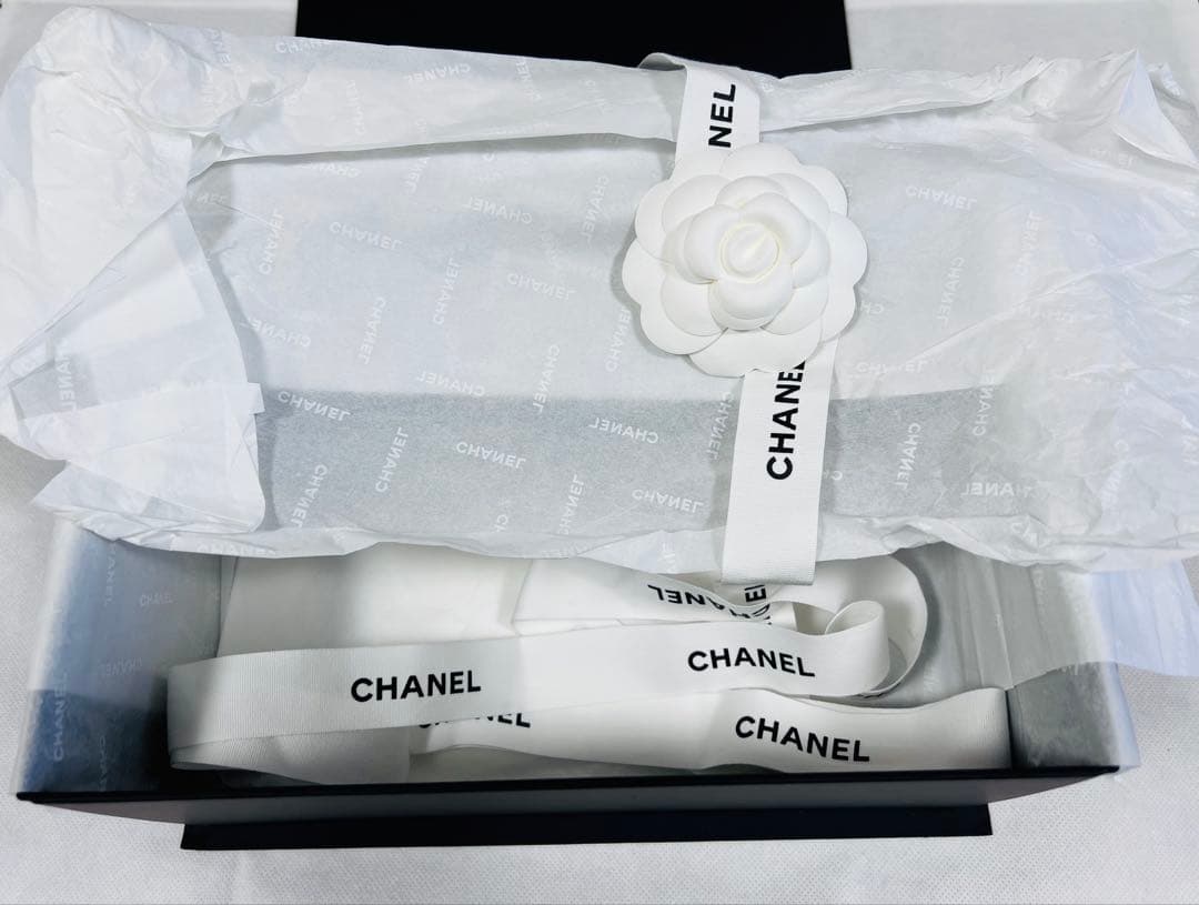 CHANEL ショルダーバッグ ミニマトラッセ A69900 黒 ラムスキン