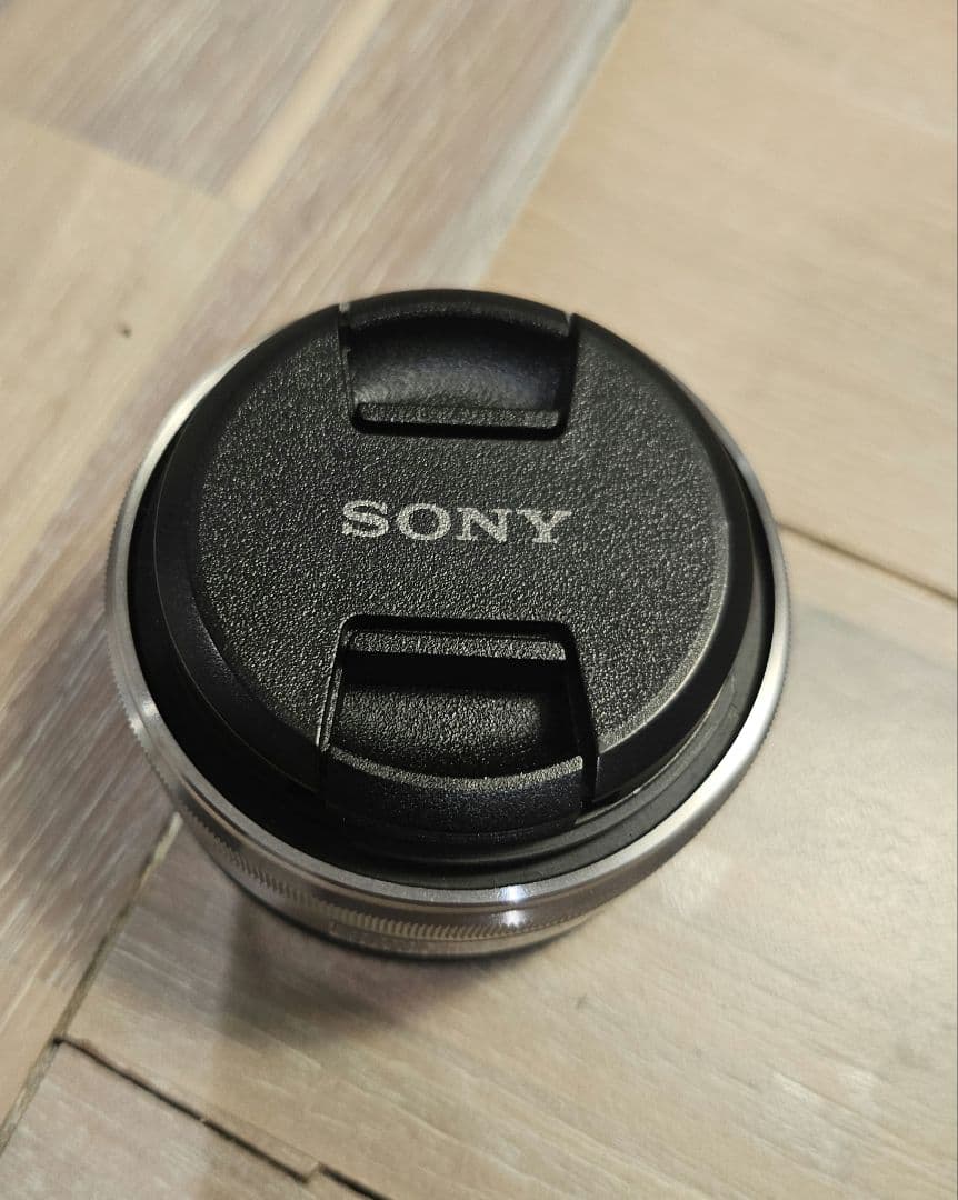 [美品]SONY E 2.8/16 単焦点レンズ　パンケーキレンズ