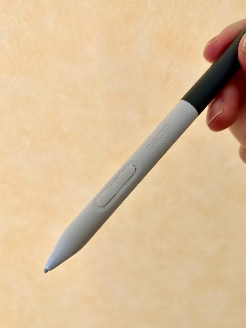 液タブ・ペンタブ Wacom One Pen tablet medium (CTC6110WL)