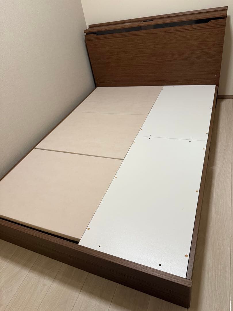取り急ぎのため値引き交渉可能です！！！ ニトリ ダブルベッドフレーム＋マットレス