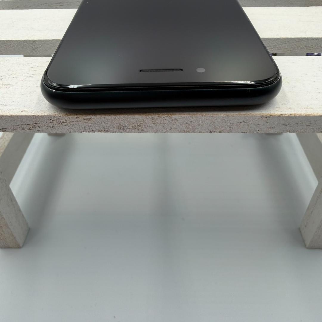 【美品】iPhone SE第3世代 64GB ミッドナイト 276