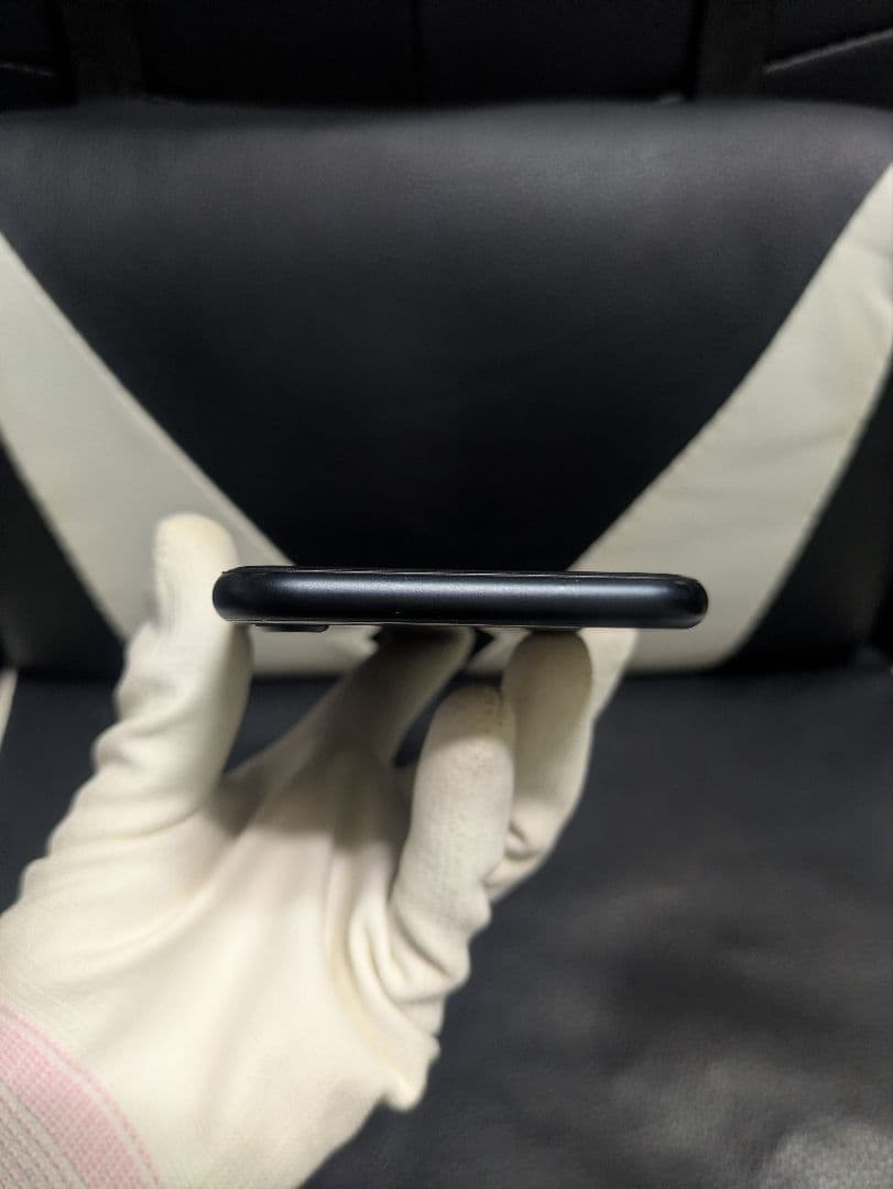 良品　iPhone　se3 第3世代　64gb SIMフリー　黒　ブラック62