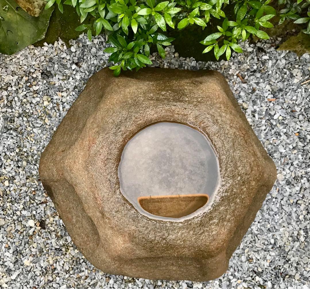 【天然自然石・水鉢・蹲・茶庭石・庭石】オブジェ置物箱庭造園坪庭バードバス石鉢箱庭