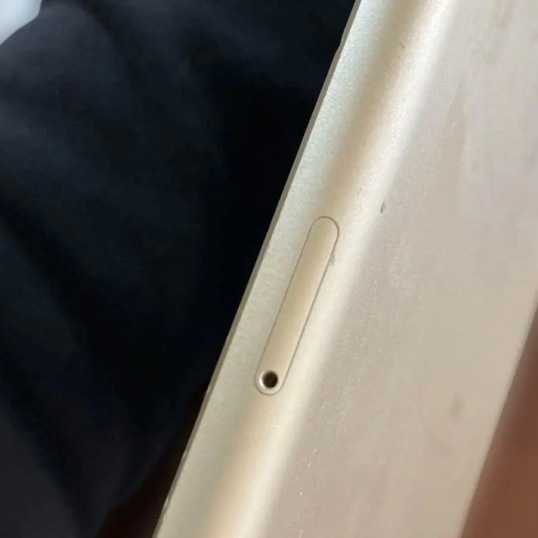 ⭐️ Apple ￼iPad第5世代ゴールド32GB￼本体 初期設定画面表示中