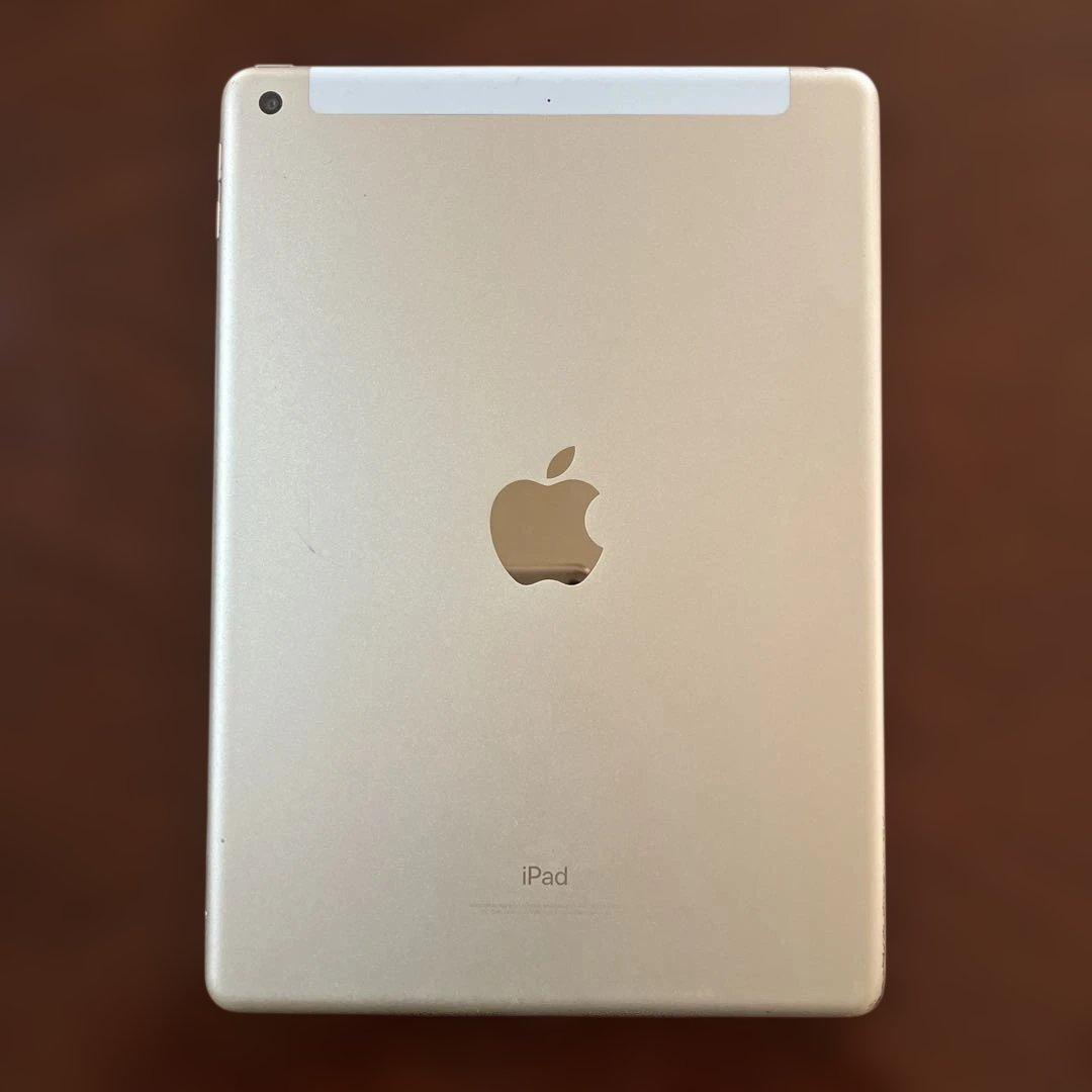 ⭐️ Apple ￼iPad第5世代ゴールド32GB￼本体 初期設定画面表示中