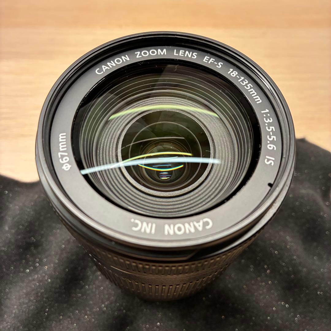 Canon EFS 18-135mm ズームレンズ