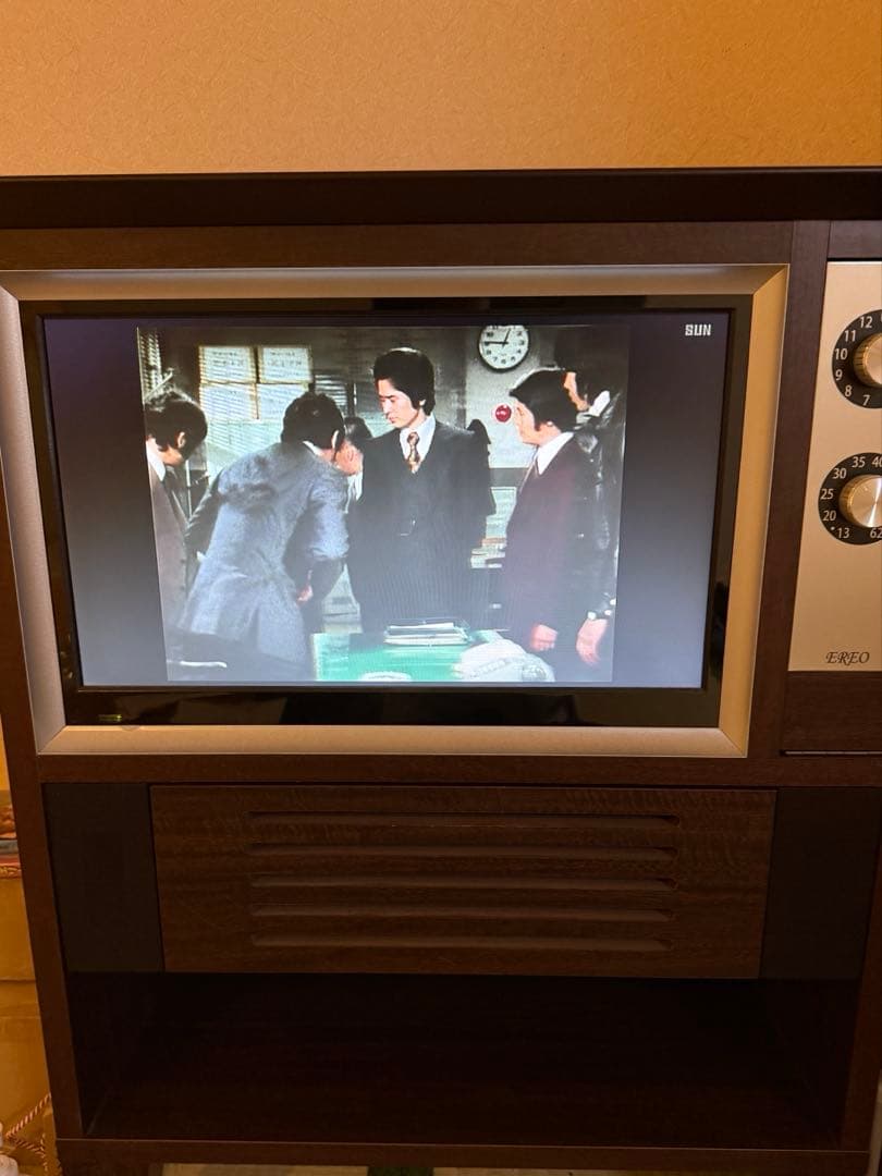 みつきレトロ液晶テレビ「EREO（NFKT19-001）」