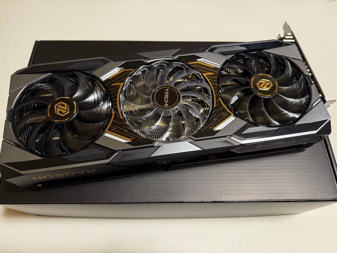 グラフィックボード・グラボ・ビデオカード ASRock Radeon RX 9070XT Taichi 16G OC