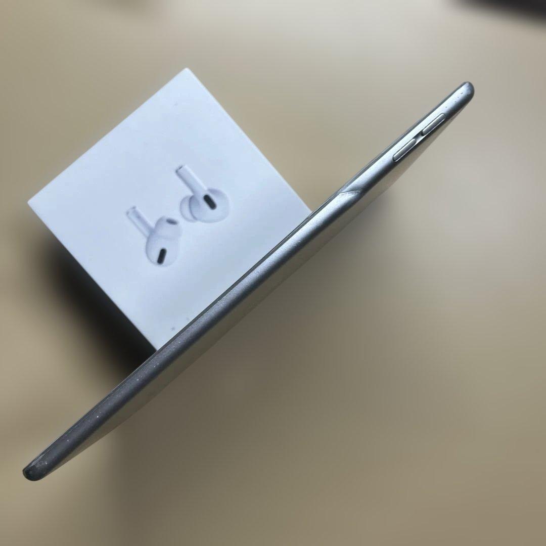 iPad mini5 第5世代　64GB Wi-Fi 画面割れあり