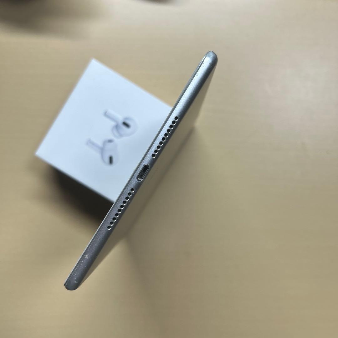 iPad mini5 第5世代　64GB Wi-Fi 画面割れあり