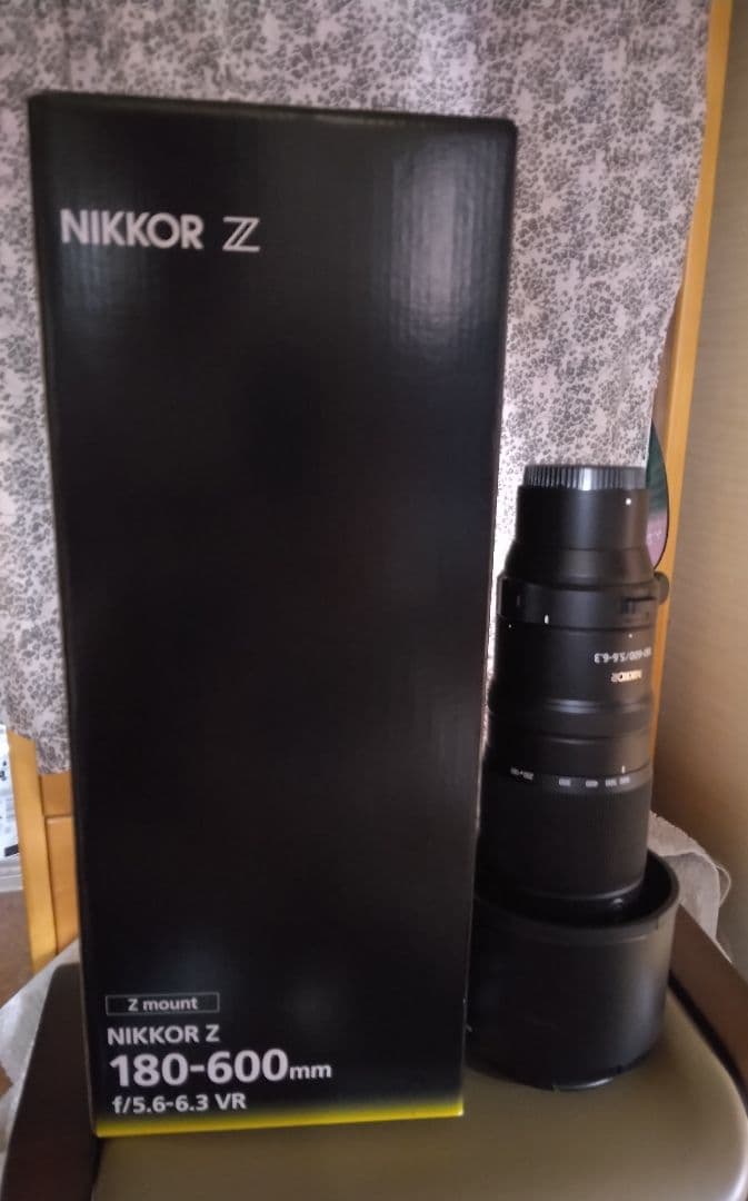 NIKKOR Z 180-600mm f/5.6-6.3 VRレンズ