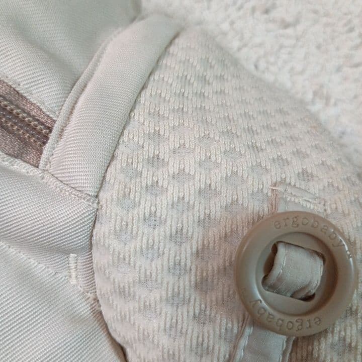 【Er⋈˖* 】❢　ergobaby　オムニブリーズ 抱っこ紐