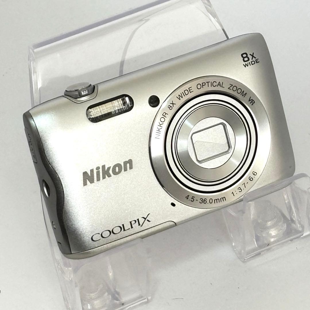 【美品】Nikon coolpix A300 ニコン　コンデジ　SDカード付