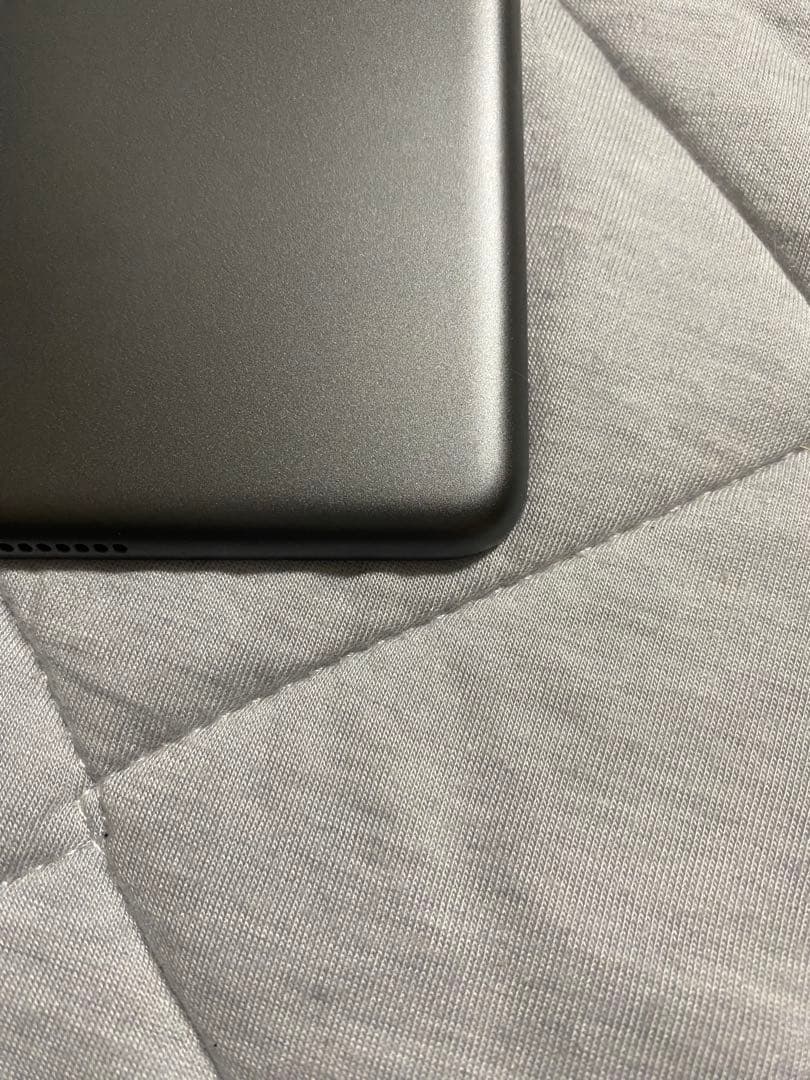 ジャンク Apple iPad (第9世代) 64GB バッテリー95%