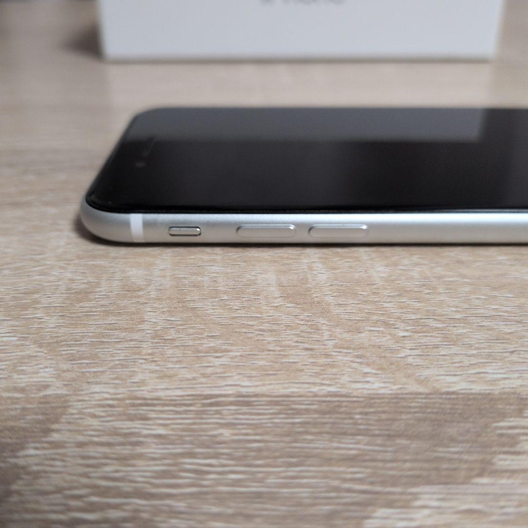 iPhone SE (第2世代) 128GB　ホワイト　箱付き