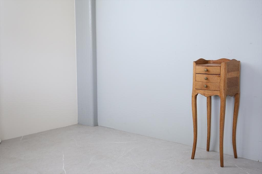 フランスアンティーク木製ベッドサイドキャビネット/ナイトテーブル机(90-61)