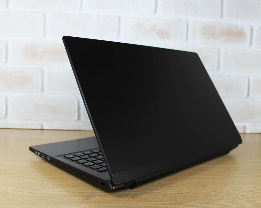 ✨Core i7 SSD搭載✨メモリ16GB ノートパソコン オフィス付き