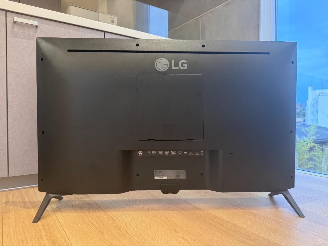 LG 43UN700T-B（43インチ 4Kモニター）