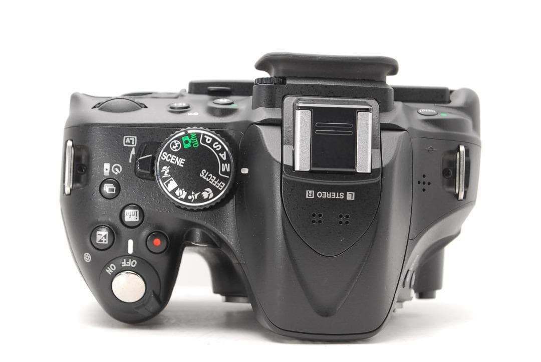 【使用感極少　美品】Nikon D5200　スマホ転送　バリアングル液晶　自撮り