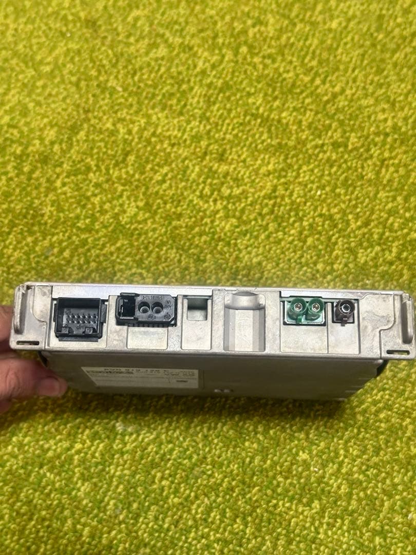 その他 Audi 8V0 919 129 E