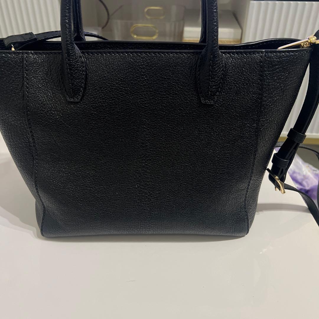 MIU MIU ブラックショルダーバッグ