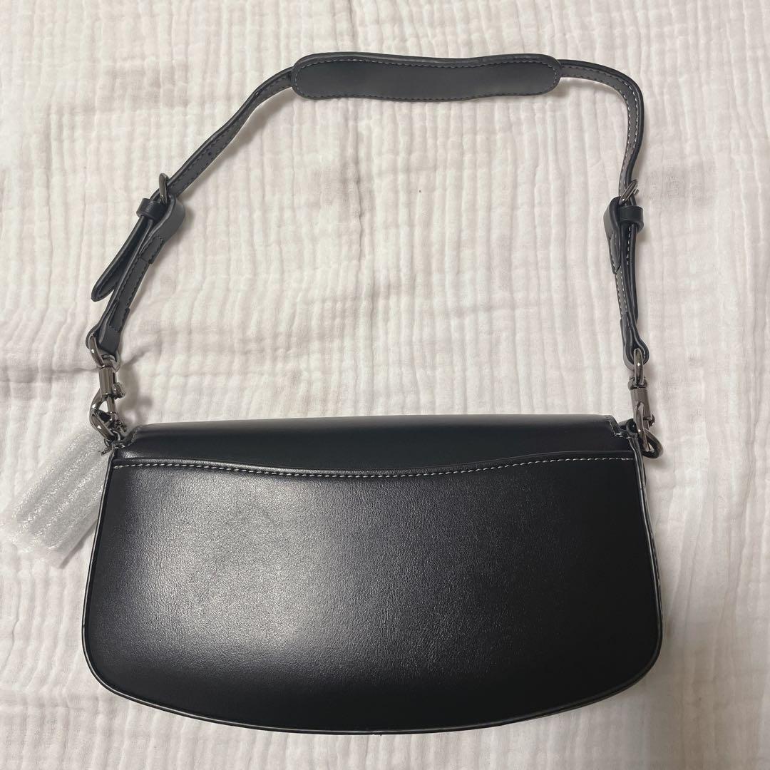 新品未使用 コーチ アンドレア ショルダーバッグ ブラック