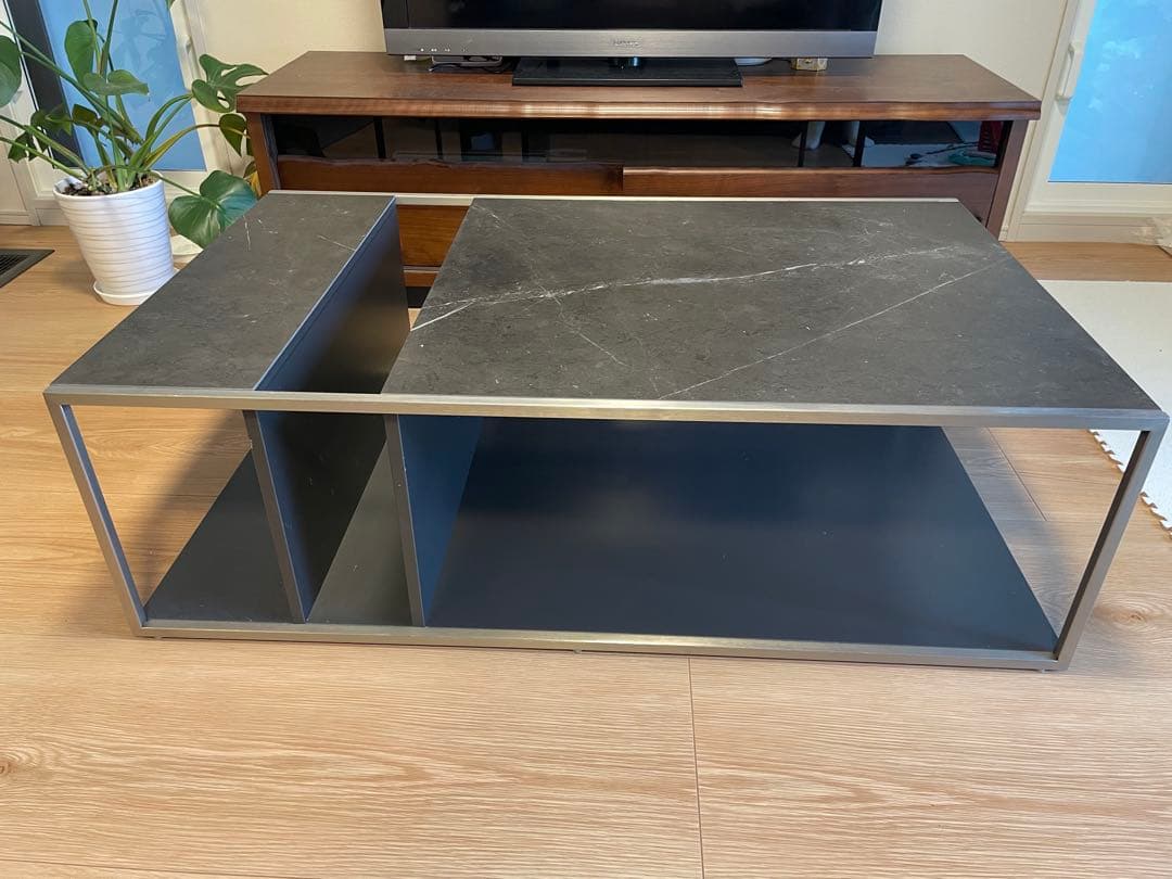 ブランド品リビングテーブル　BoConcept コーヒーテーブル セラミック天板