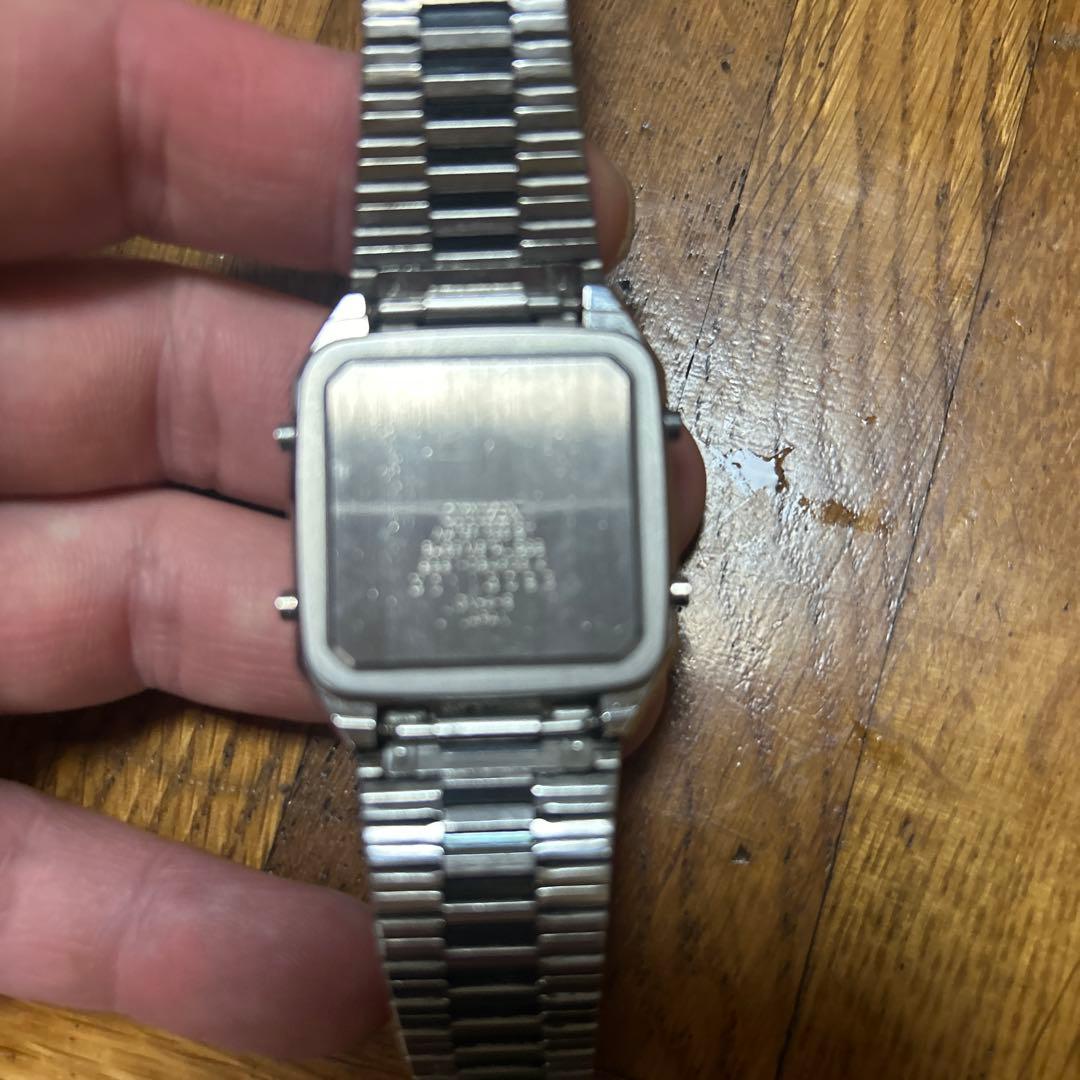 シ*ン様 Citizen デジタル腕時計 ステンレスバンド