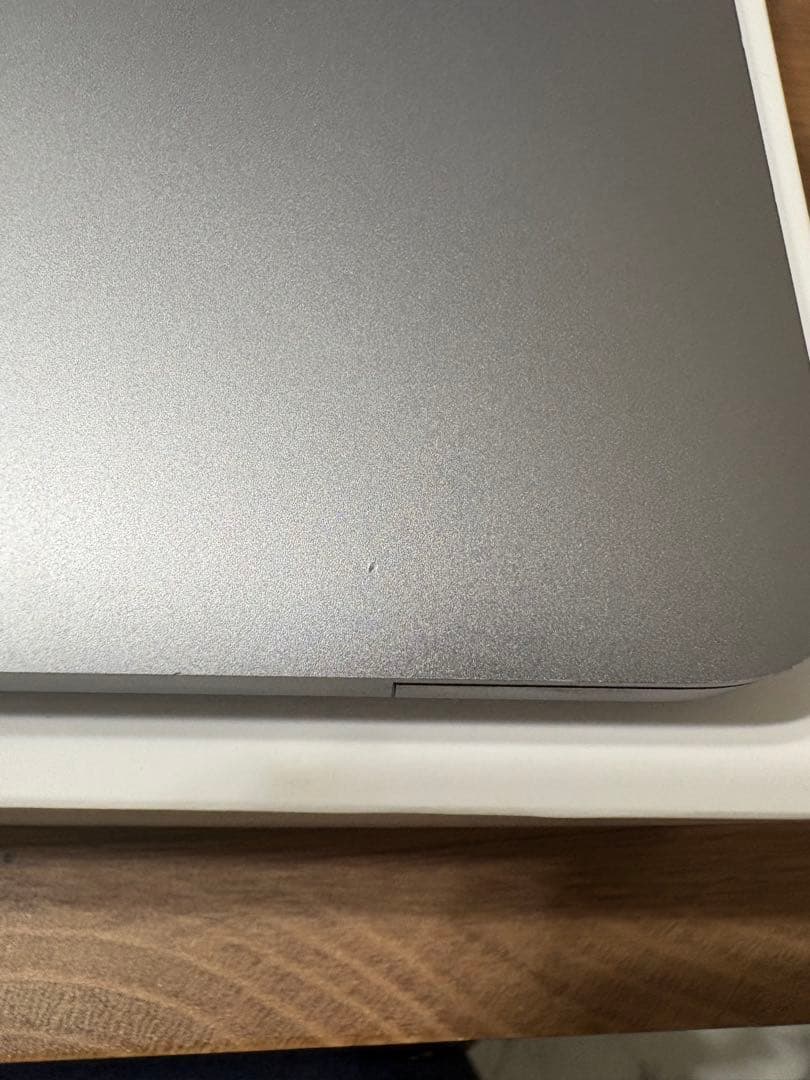 【美品】Apple MacBook 13インチ 256GB スペースグレー