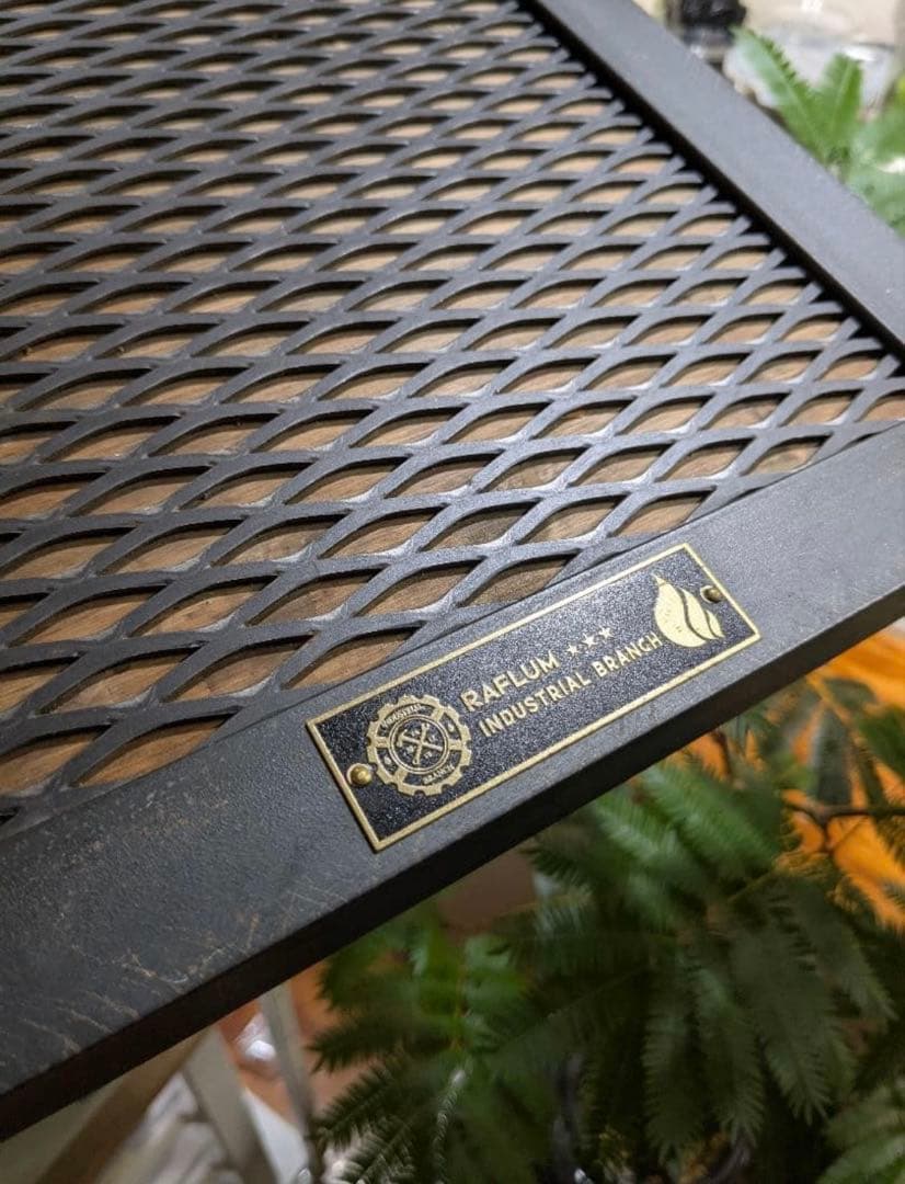 インダストリアルブランチ　ラフラム　INDUSTRIAL BRANCH