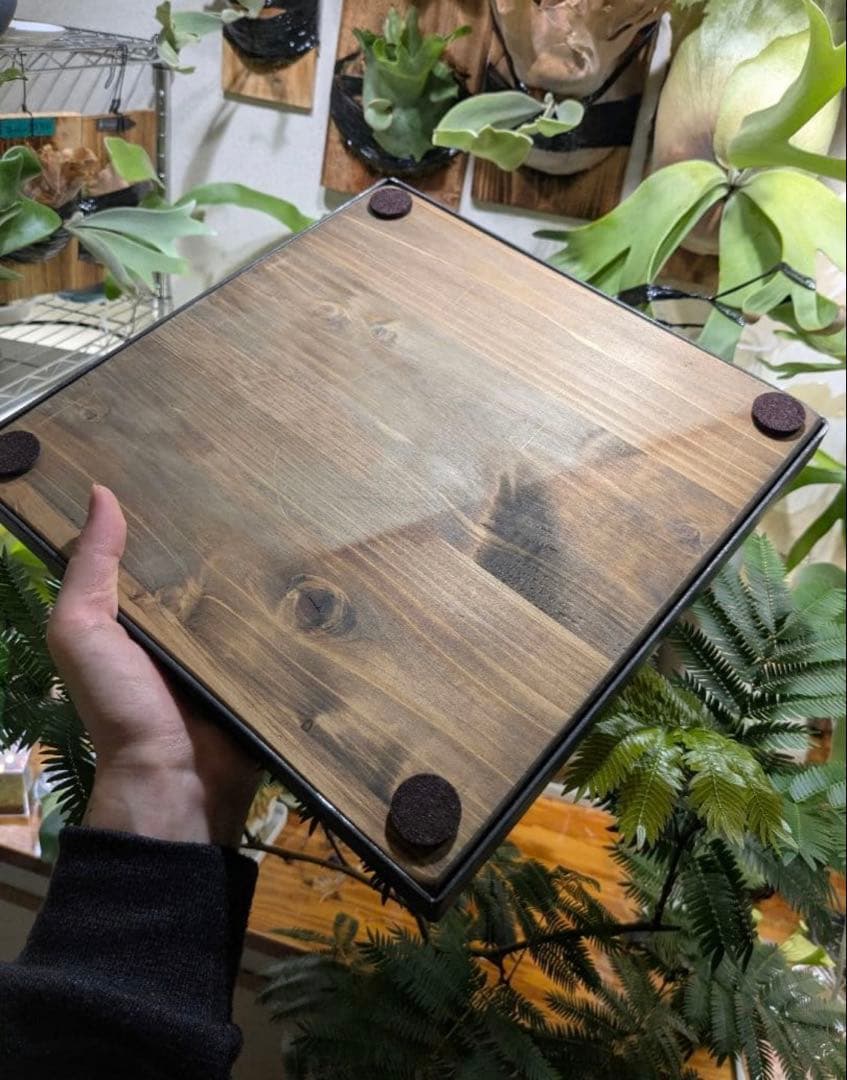 インダストリアルブランチ　ラフラム　INDUSTRIAL BRANCH