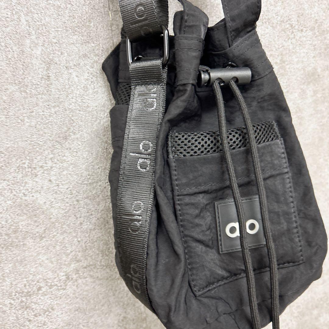 アローヨガ alo Yoga ショルダーバッグ ポーチ バケットバッグ