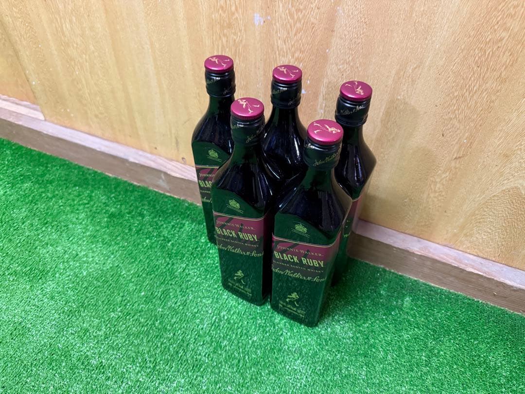 ジョニー・ウォーカー ブラックルビー 5本セット